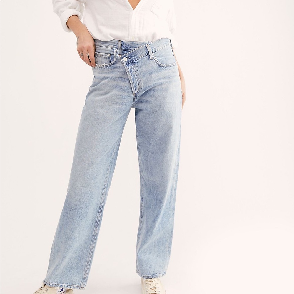 ✨NEW!✨ AGOLDE Criss Cross Jeans